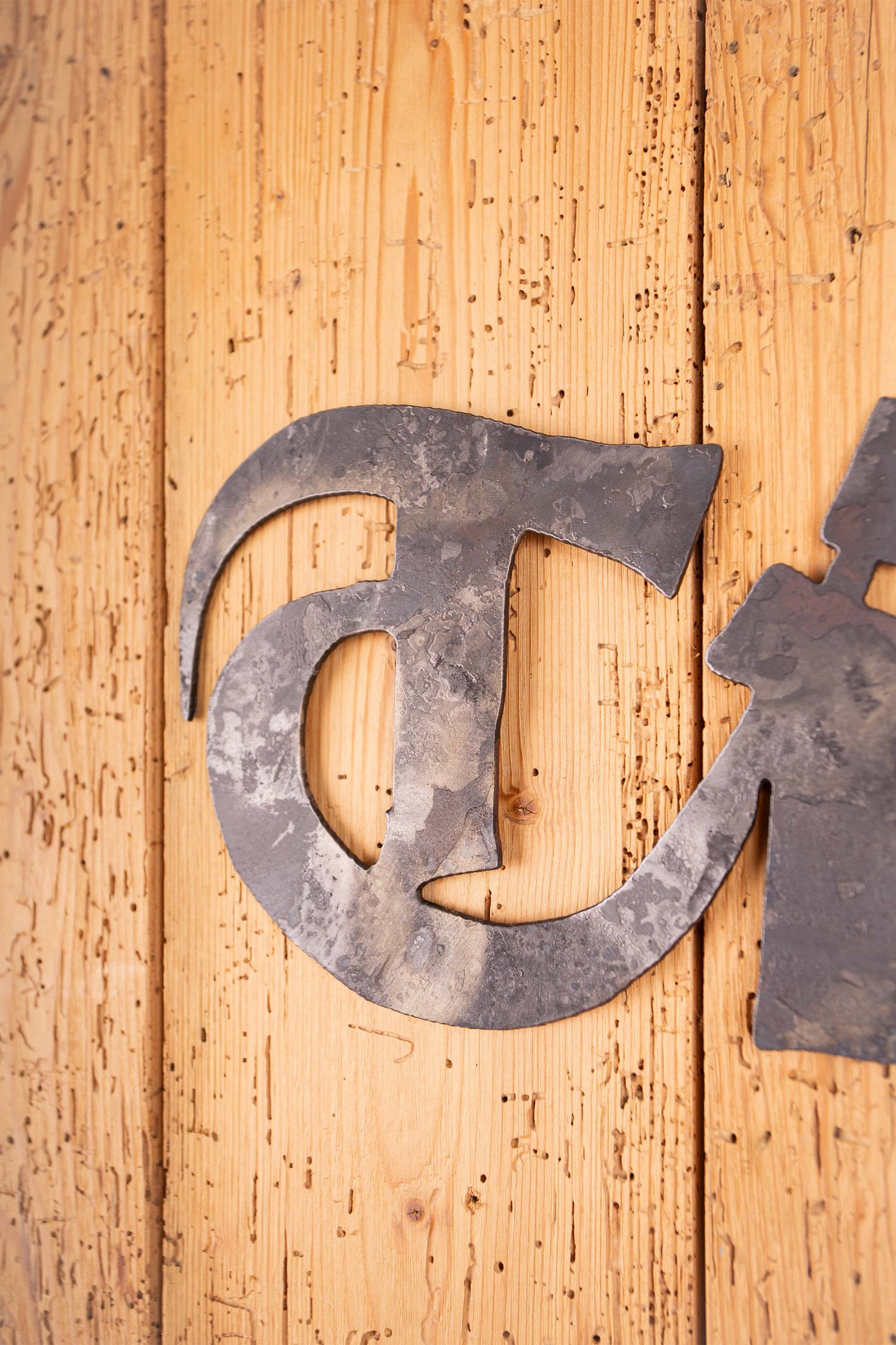 Tirol Schriftzug aus Metall